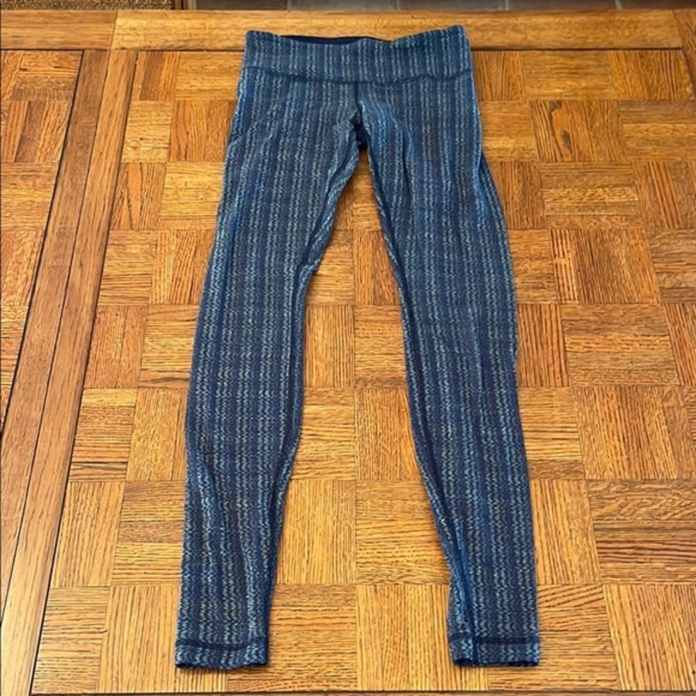 Lululemon Wunder Under Pant
Ziggy Wee August Inkwell / Inkwell size 4
